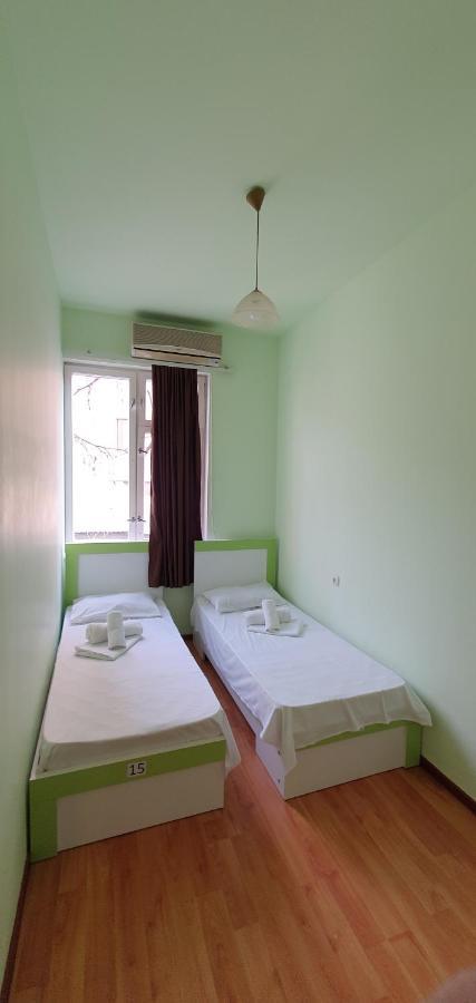 Tempus Hotel-Hostel 예레반 외부 사진